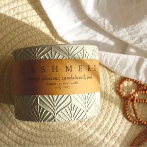 Cashmere Luxury Candle by Verthandi Botanical